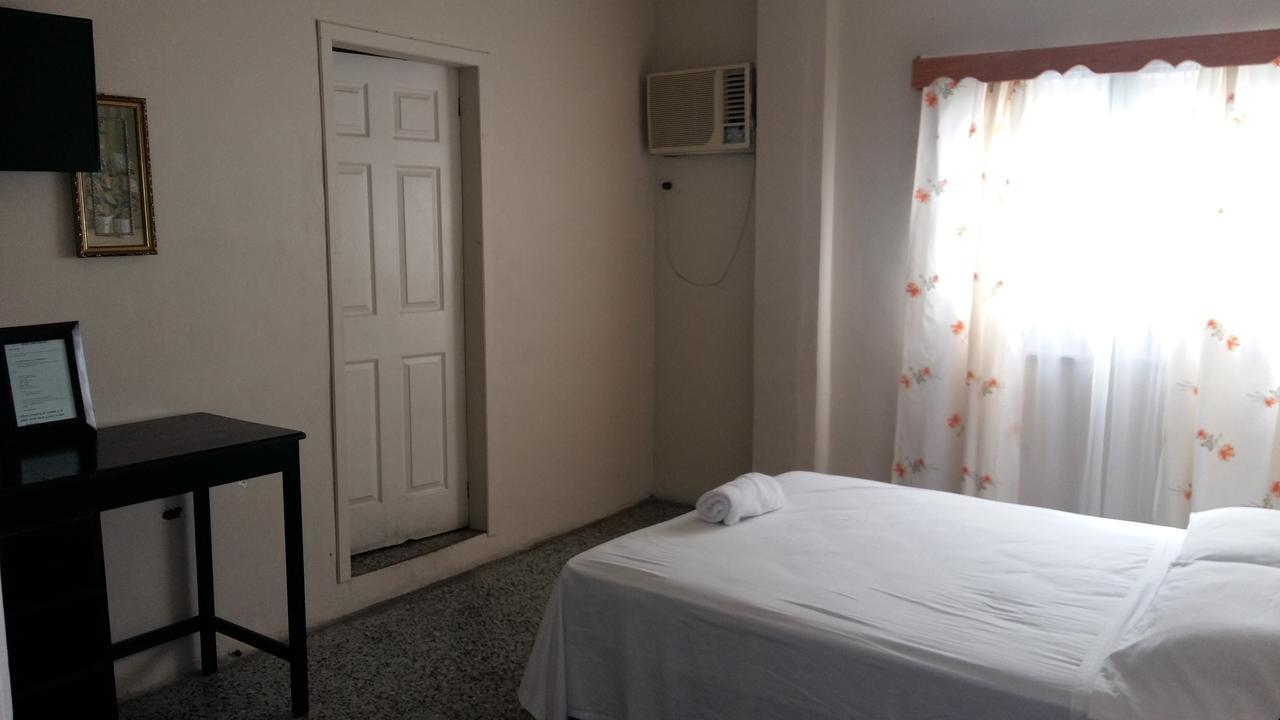 Hotel Casa Marina La Ceiba Ngoại thất bức ảnh