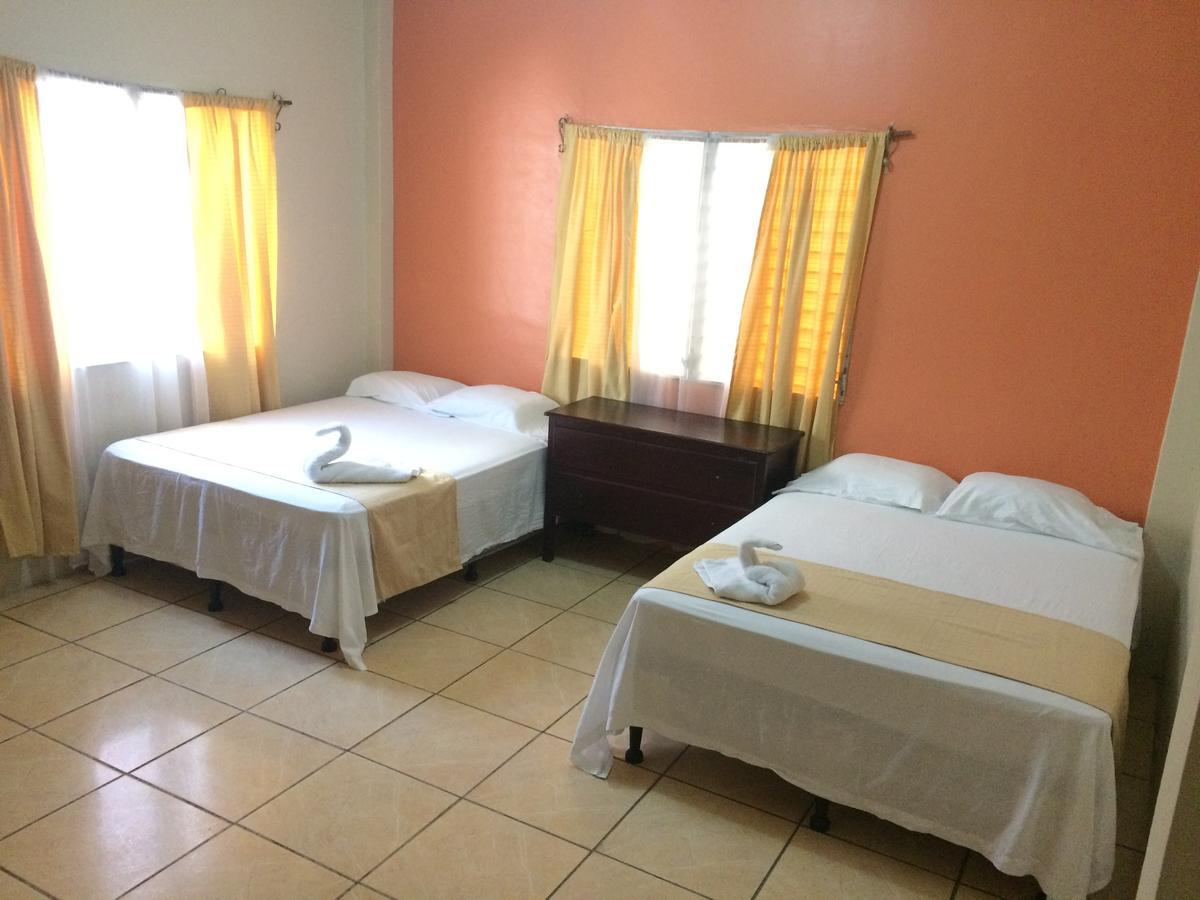 Hotel Casa Marina La Ceiba Ngoại thất bức ảnh