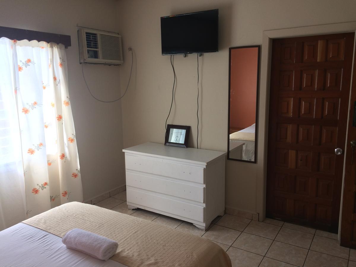 Hotel Casa Marina La Ceiba Ngoại thất bức ảnh