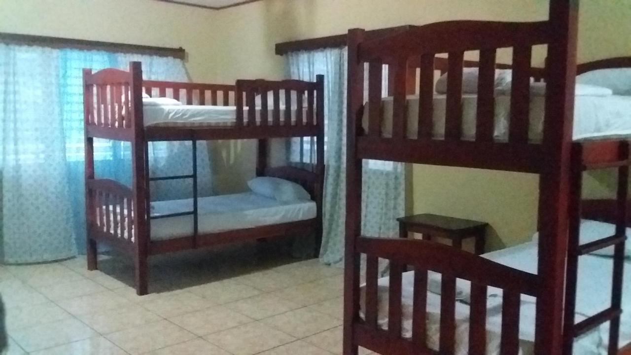 Hotel Casa Marina La Ceiba Ngoại thất bức ảnh